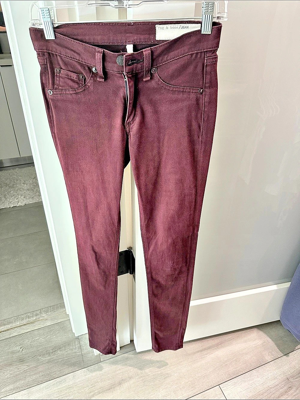 Rag & Bone Skinny Jeans in Mulberry Like New